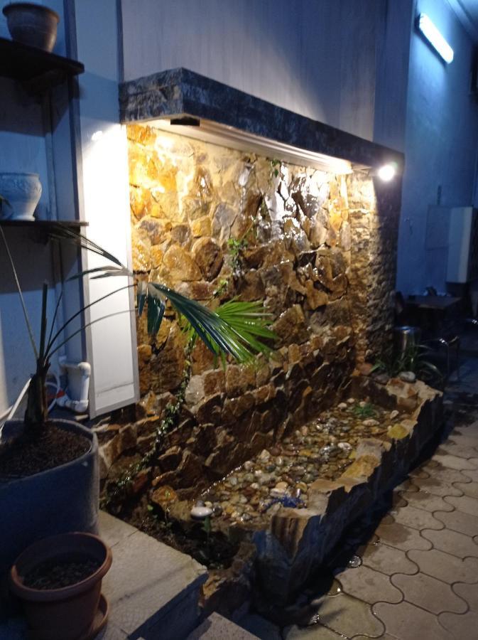 巴统 梅里基什维里街57号宾馆酒店 外观 照片